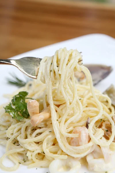 Спагетті з морепродуктами — стокове фото