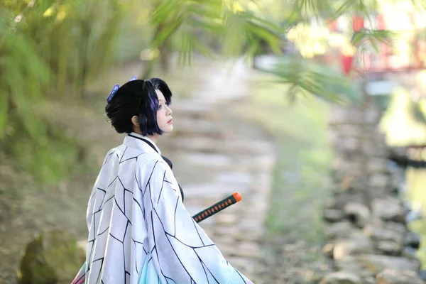 Giappone Anime Cosplay Ritratto Ragazza Con Costume Comico Con Giardino — Foto Stock