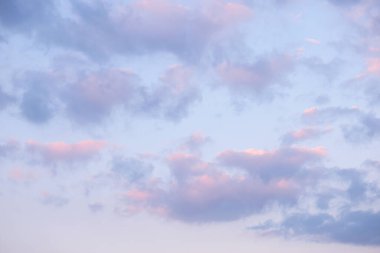 Gün doğumunda gökyüzü arkaplanı