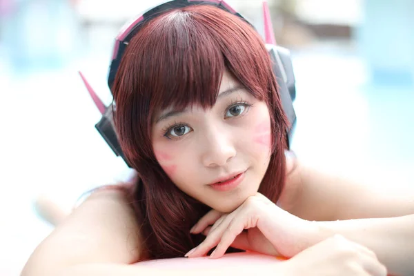 Portret Japonii Anime Cosplay Dziewczyna Strój Kąpielowy Basen — Zdjęcie stockowe