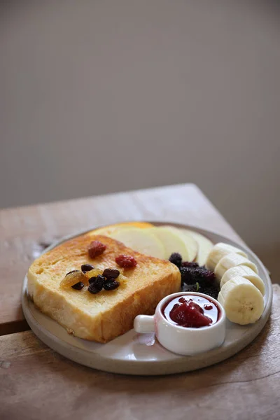 Toast Breakfast Dried Berry Jam Wood Background — Stock Photo, Image