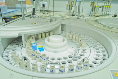 cam örnek şişe ile Kromatograf