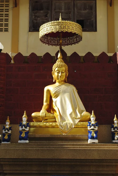 Gyllene buddha — Stockfoto