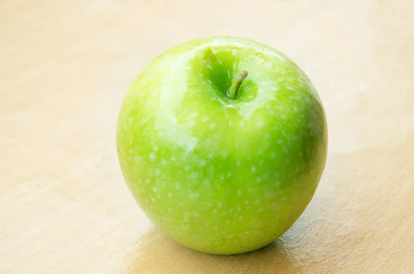 Grüner Apfel. Ernährungskonzept — Stockfoto