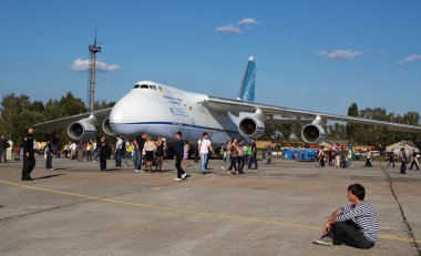 Antonov An-124