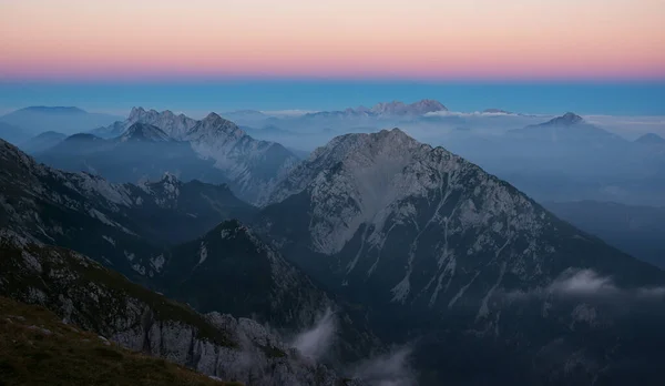 Сутінки Перед Сходом Сонця Над Триглавом Юліанських Альпах — стокове фото