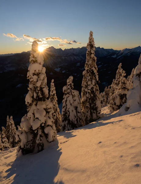 Maravillas Invierno Las Montañas Después Nieve Fresca — Foto de Stock