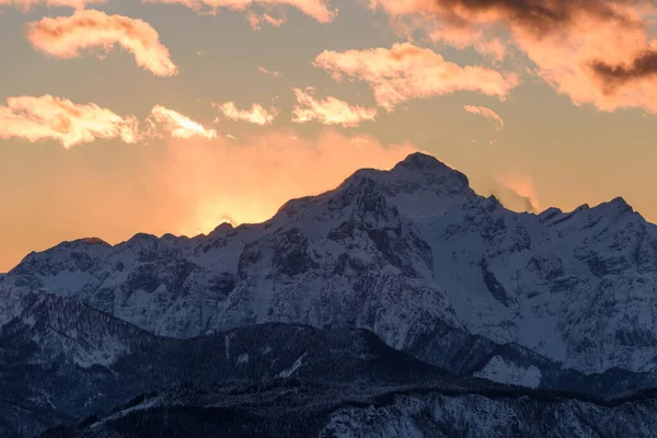 Winterwunderland Den Bergen Nach Dem Neuschnee — Stockfoto