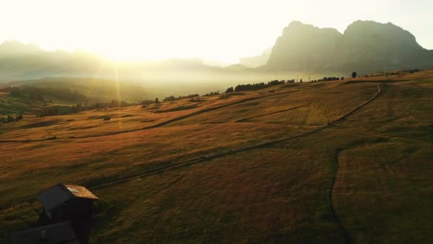 Aerial Video Sunrise Dolomites Mountains Beautiful Misty Morning Fog Seiser — стокове відео