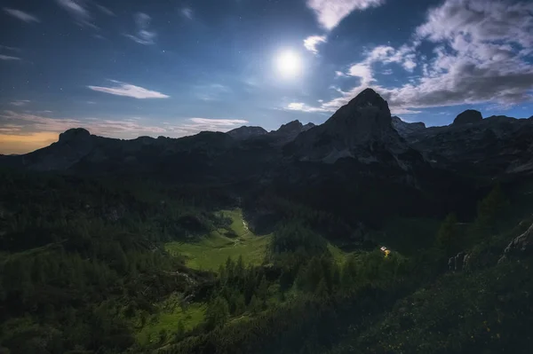 Beautiful Day Hiking Mountains — Stock Photo, Image