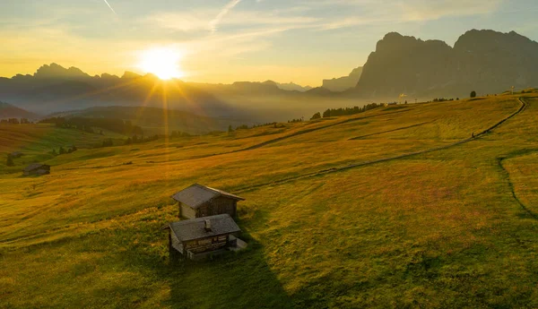 Luchtfoto Van Het Grote Landschap Van Dolomieten Bij Zonsopgang — Stockfoto
