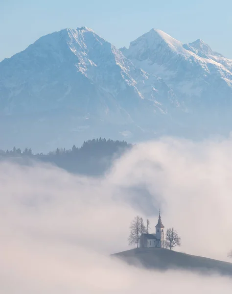 Saint Thomas Church Foggy Morning Slovenia — Stock Photo, Image