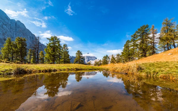 Hermoso Panorama Montaña Los Alpes Julianos Eslovenia Esta Una Postal —  Fotos de Stock