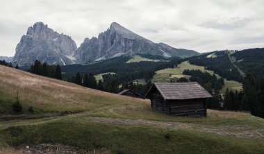 Yaz Dolomites dağlarında