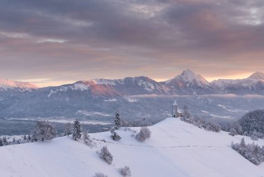 Jamnik güzel bir kış sabahı
