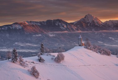 Jamnik güzel bir kış sabahı