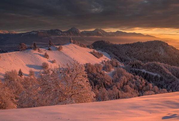 Jamnik güzel bir kış sabahı