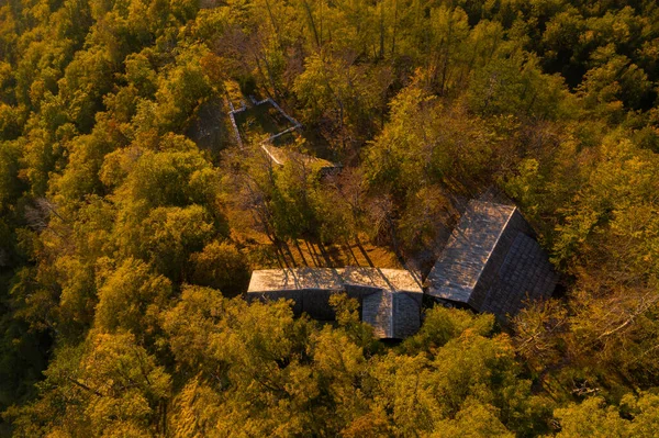 Luftaufnahme Von Wald Und Tal Bei Sonnenaufgang — Stockfoto