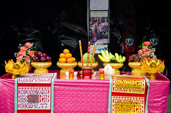 Desfile de monjes chinos tailandeses . —  Fotos de Stock