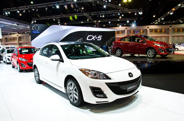 Mazda 3 bilen — Stockfoto