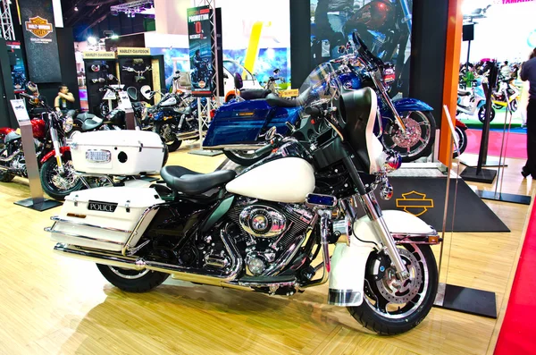 La motocicleta FTHTP Electra Glide de la policía de Harley-Davidson —  Fotos de Stock