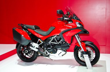 2013 ducati multistrada modelleri ilk motosiklet bakmak