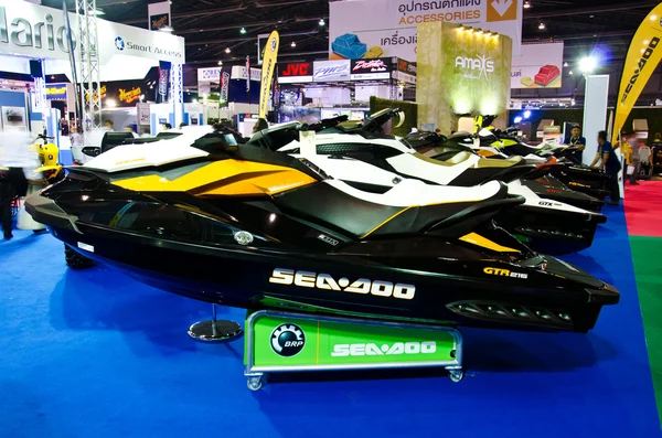 喷气滑雪 seadoo gtr 215 — 图库照片