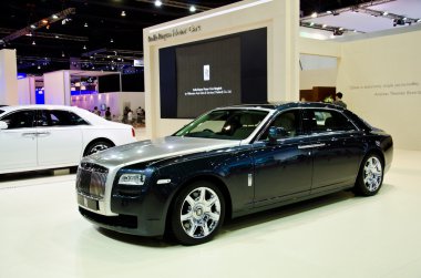 mükemmel Rolls Royce ghost uzun Dingil mesafesi araba