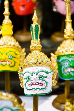 Tay khon maskesi