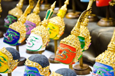 Tay khon maskesi