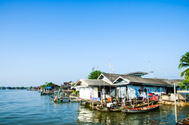 nehir boyunca köyleri