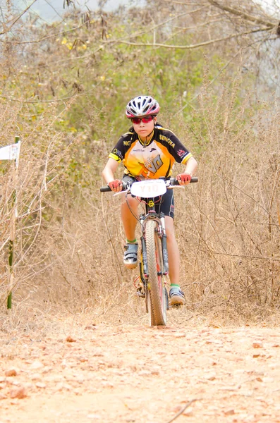 Thailändische Meisterschaft 2014, 3. Rennen. — Stockfoto