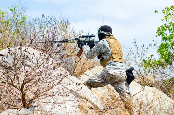 การฝึกปืน Airsoft — ภาพถ่ายสต็อก