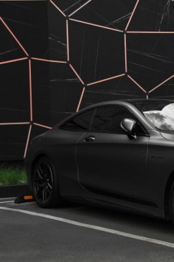 Kiev, Ukrayna - 12 Haziran 2021: Lüks Mercedes-Benz S63 Coupe AMG