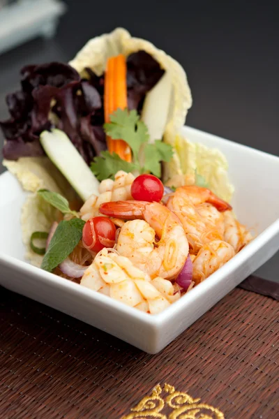 Thai Salad with Shrimp and Squid — Stock Photo, Image