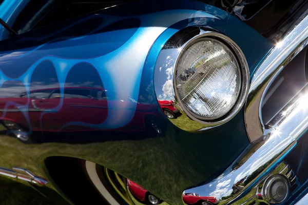 Classic Car Headlight and Fender — Stock Photo, Image