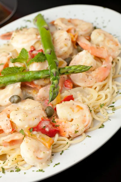 Camarones Scampi con Pasta — Foto de Stock