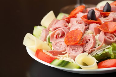 lezzetli meze salata