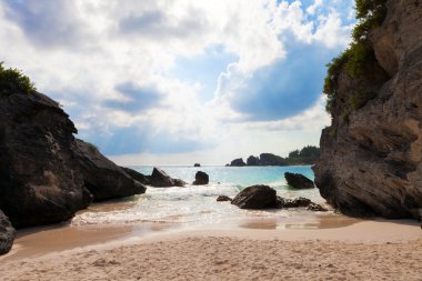 Horseshoe bay strand bermuda