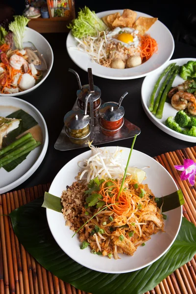 Kuřecí pad thai — Stock fotografie