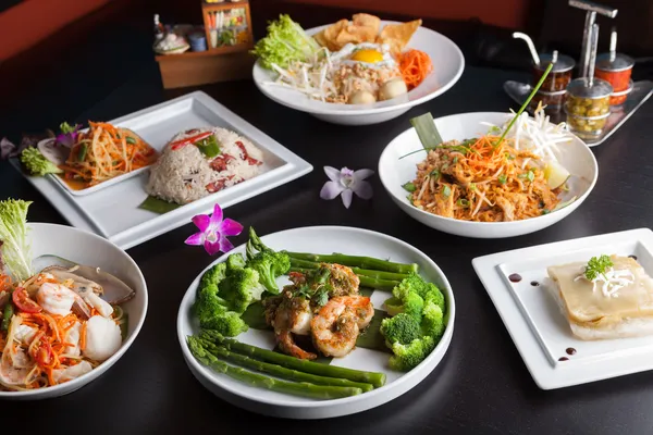 Thai Food Dishes Variety — Stock Photo, Image