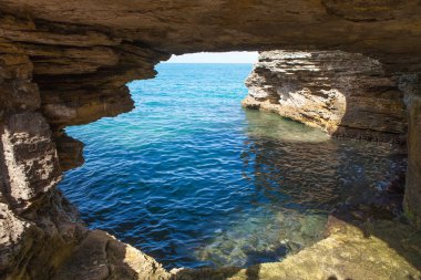 Bermuda mağara oluşumu