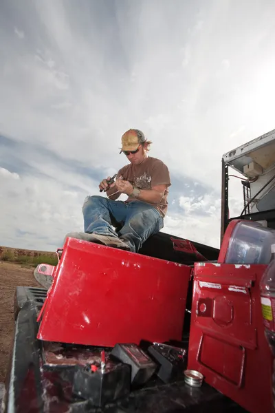 Special Effects Crew Member Preparing Explosives — Stock Photo, Image