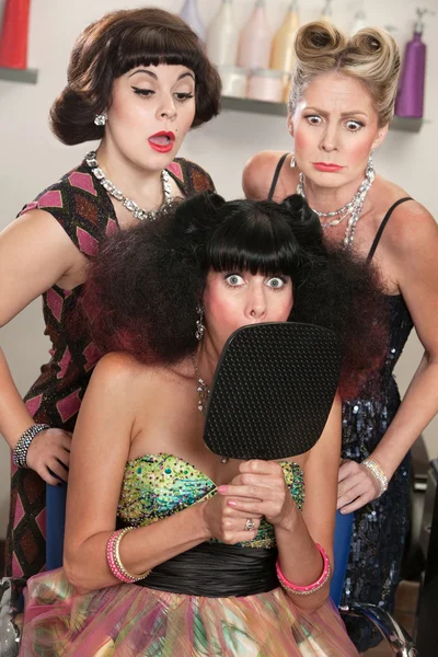 Wide Eyed Lady in Hair Salon — Stock Photo, Image