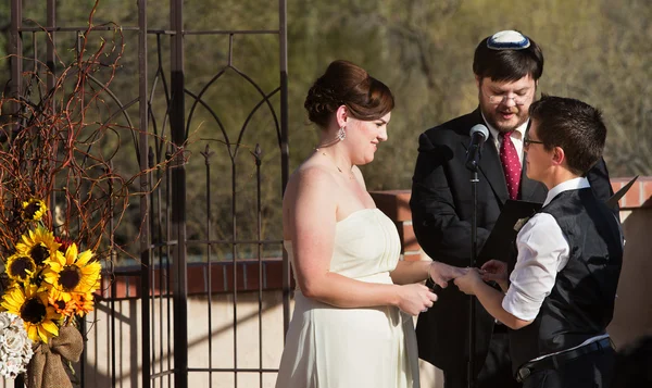 Casal feliz na União Civil — Fotografia de Stock