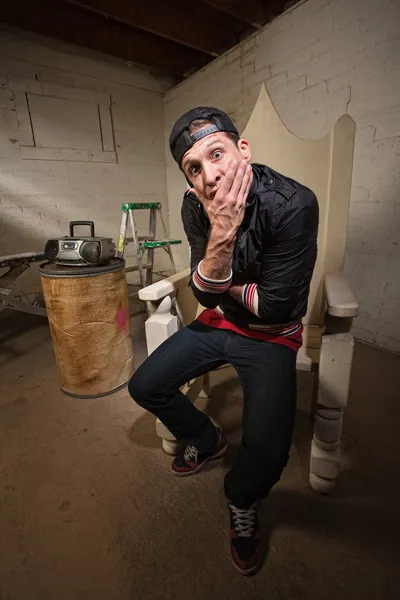 Rapper surpreendido no Trono — Fotografia de Stock