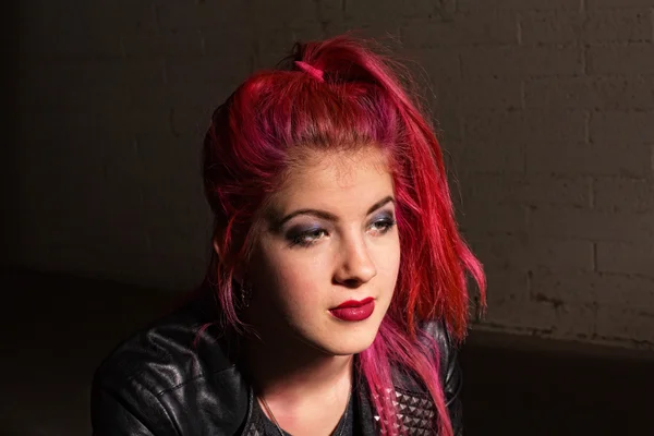 Pensive Woman in Pink Hair — Stock Photo, Image