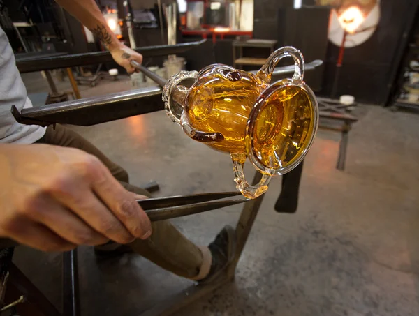 Forming Glass in Factory — Stock Photo, Image