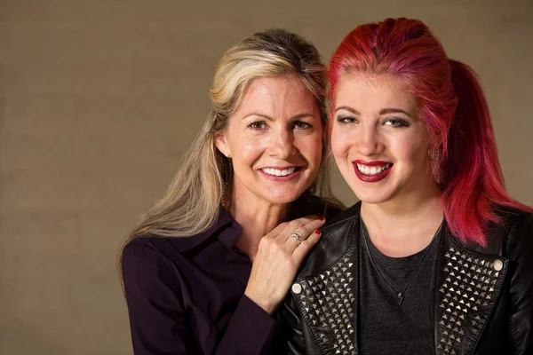 Happy Mother and Daughter — Stock Photo, Image