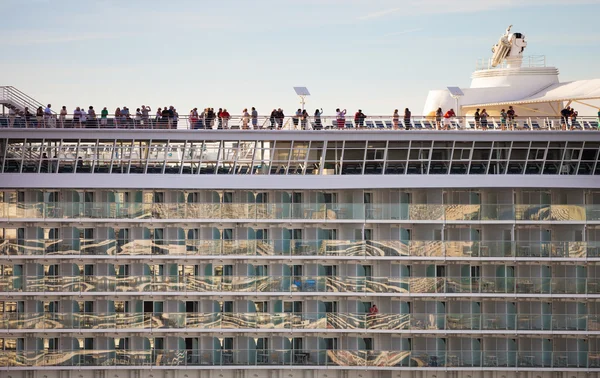 Cruise ship balkonger — Stockfoto